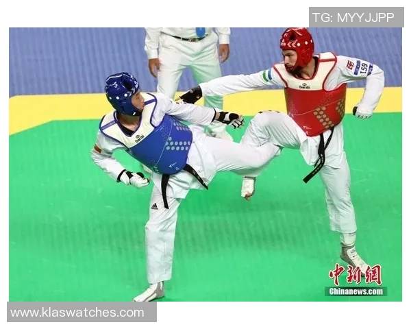 中国跆拳道世锦赛夺金，教练组泪洒赛场